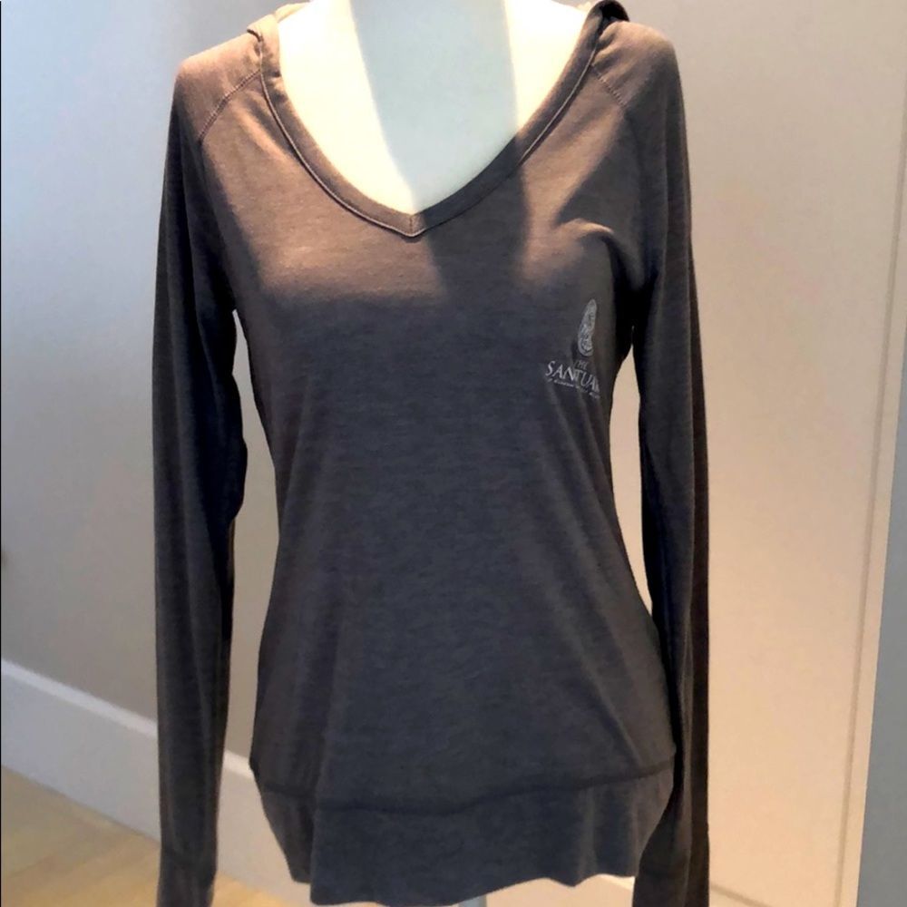 Under Armour long sleeve top size S